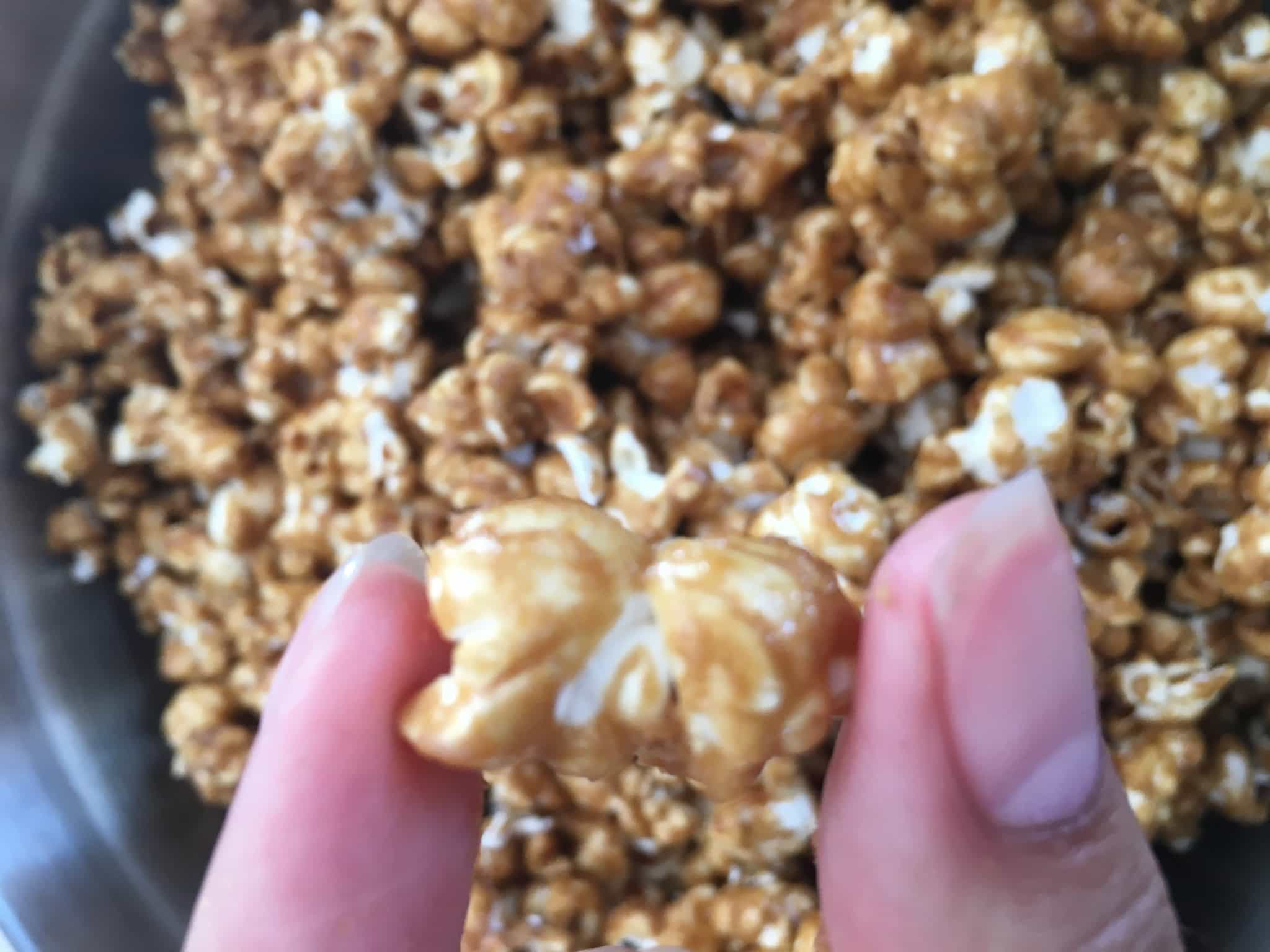 finished caramel popcorn