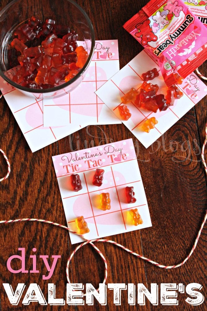 DIY Valentine's day tic tac toe board for kids