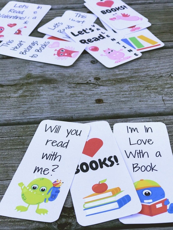 DIY Valentine's Day bookmark for kids
