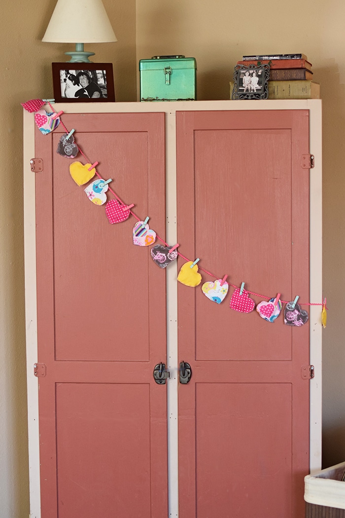 easy sew valenine's day heart garland