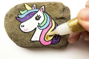 diy unicorn rock craft