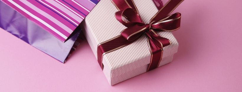 Christmas Gift Bag Ideas and DIY Gift Bags: How to Make Better Gift Bags