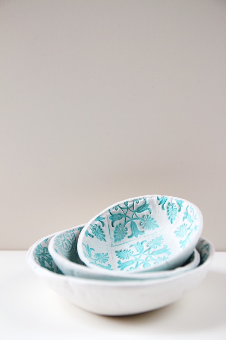 diy stamped clay bowls